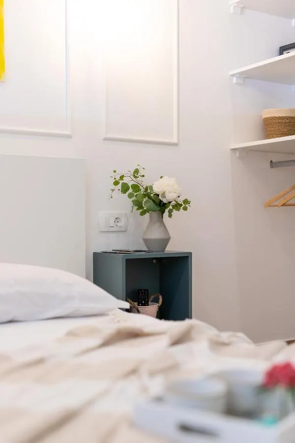 Sweet Rooms Split