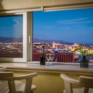 Apartment Royal Varos, Split